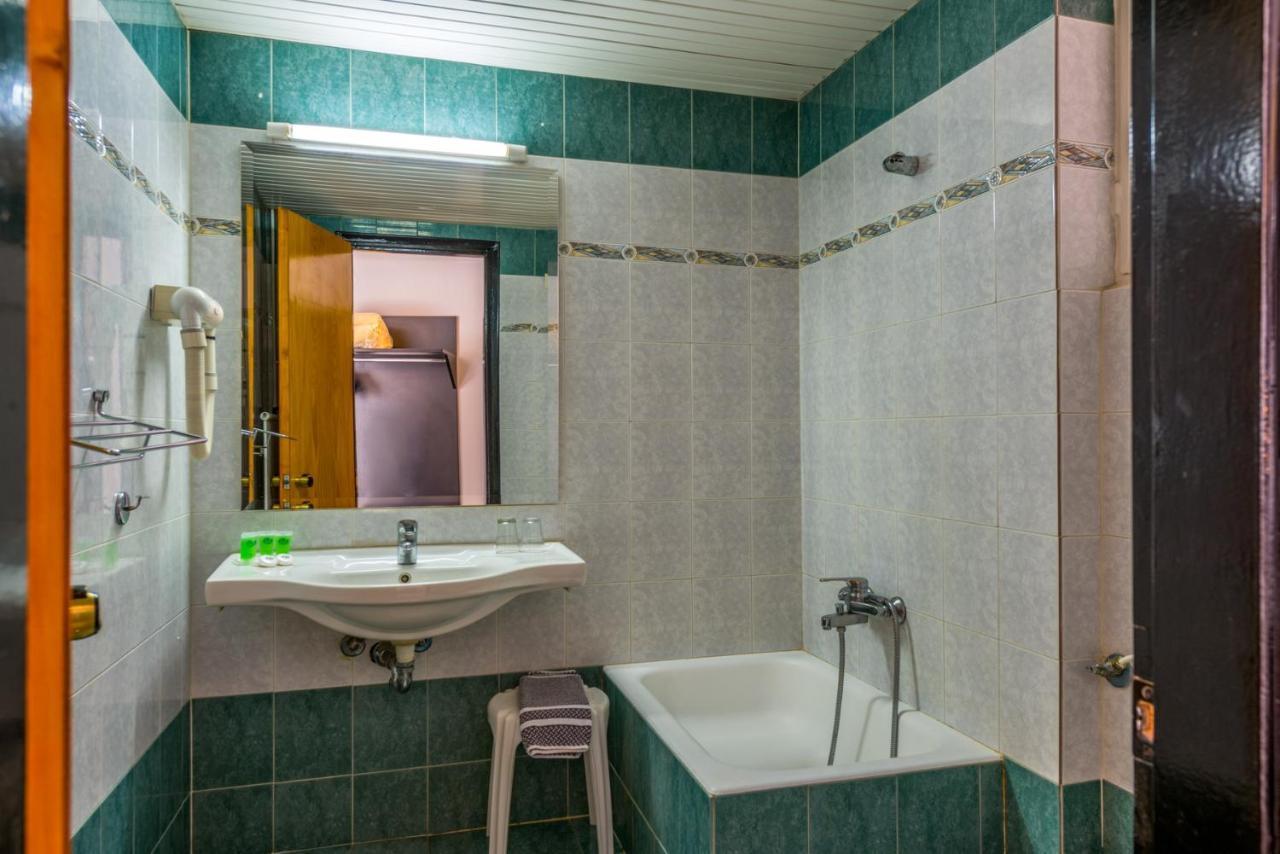 Alexios Hotel Ioannina Bagian luar foto