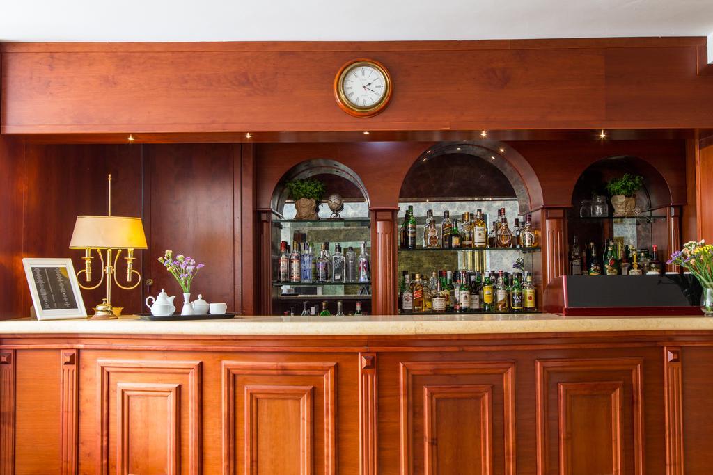 Alexios Hotel Ioannina Bagian luar foto