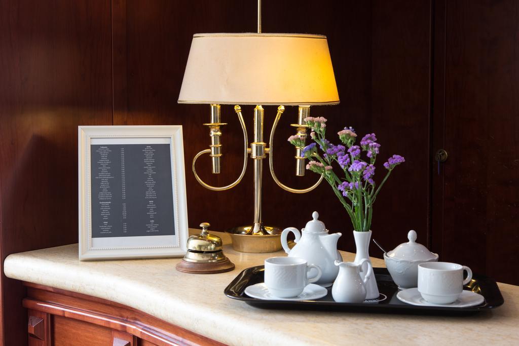 Alexios Hotel Ioannina Bagian luar foto
